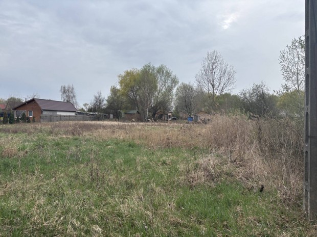 Telek elad� Leveleki t� k�rny�k�n