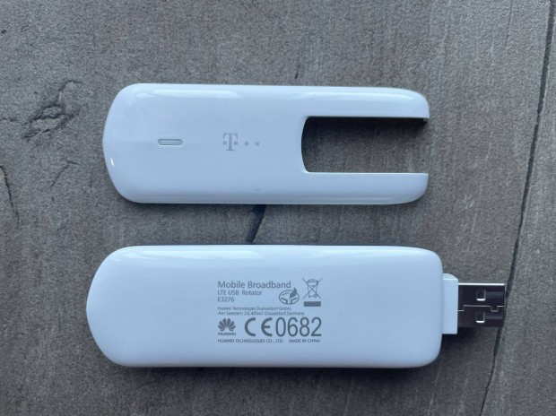 Telekom függő Huawei E3276 4G LTe USB modem sim kártyás stick