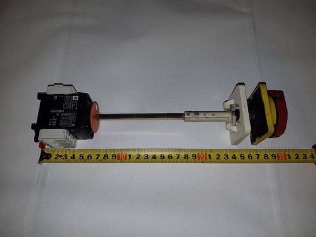 Telemecanique főkapcsoló 25A /85