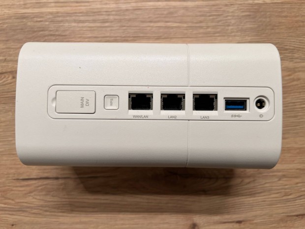 Telenor 5G Indoor WiFi Router (Fa7550) + töltő