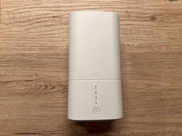 Telenor 5G Indoor WiFi Router (Fa7550) + töltő (bolti áruk 100.000Ft)