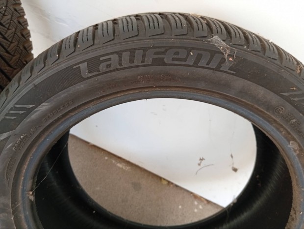 Téli 18-as gumiabroncs eladó!