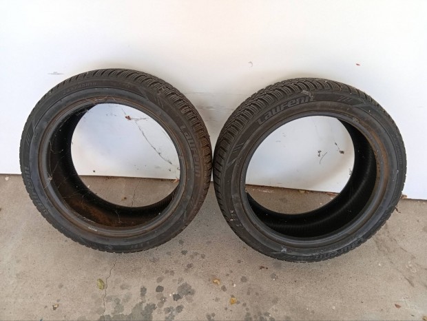 Téli 18-as gumiabroncs eladó!