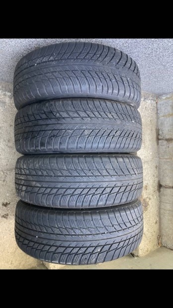 Tli 205/60 r17 4db gumi 2017