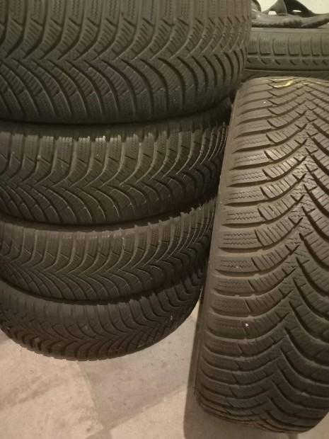 Tli Gumi Hankook 185/65 R15