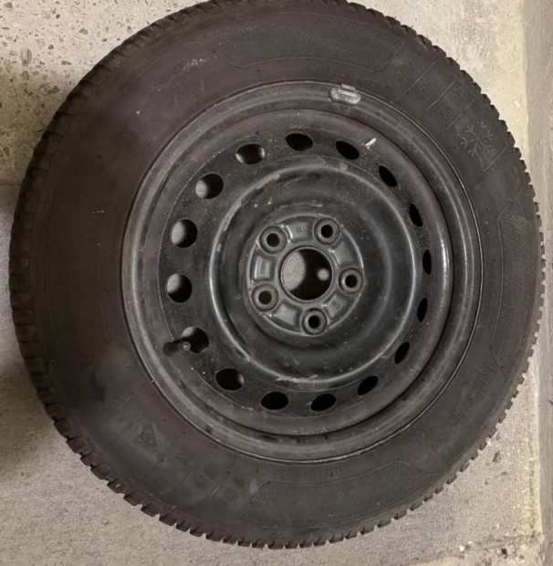Téli Kleber Krisalp gumik felnivel - 195/65 R15 - szinte új állapotban