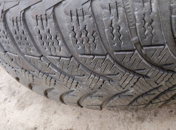 Tli Michelin gumi 195/60 R15 elad 