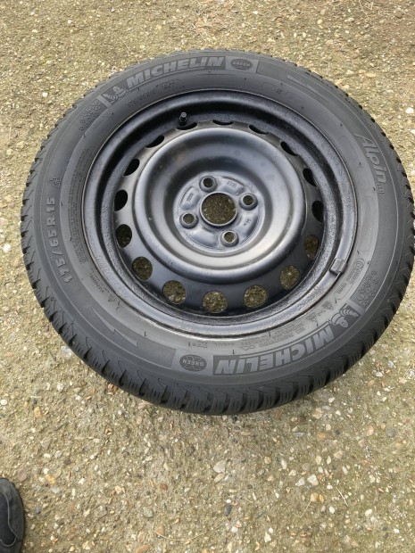 Tli garnitra 175/65 r15 michlen gumik ET39 4x100 aclfelni