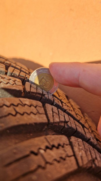 Tli gumi 165/70 R14 felnin