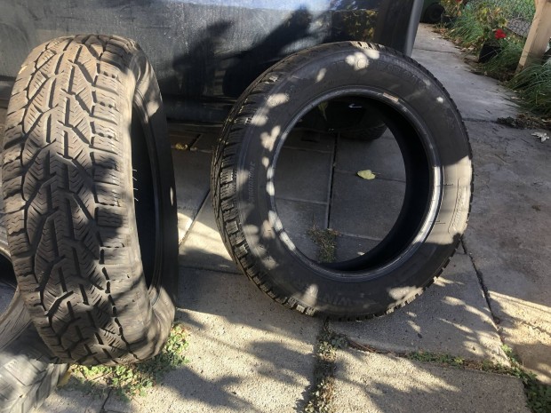 Téli gumi 175/65/15 Toyota