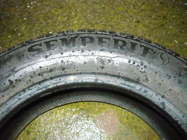 Téli gumi 185/60 R15 eladó