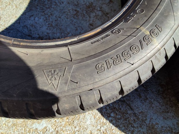 Tli gumi,195*65*15, j llapotban 6mm ,5,5m, futfellet!