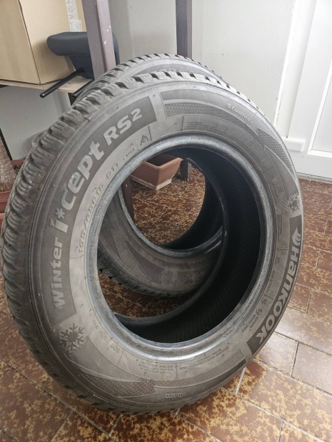 Tli gumi 195/65 R15 - Hankook Winter I*Cept RS2 W452 91T