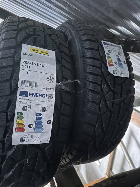 T�li gumi 205/55R16 �j Kormoran