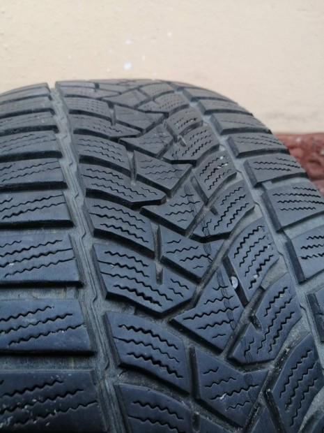 Tli gumi 205/55 R16(Dunlop) 