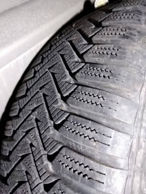 Tli gumi 205/55 R16 + lemezfelni 5x112