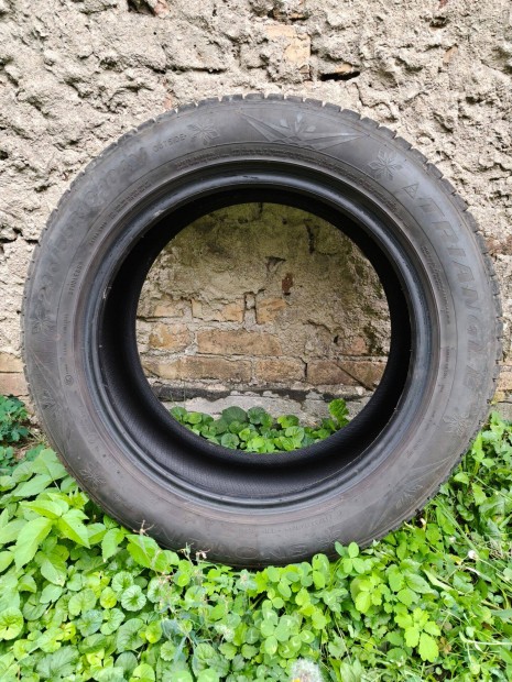 Tli gumi 235/55R18 104V