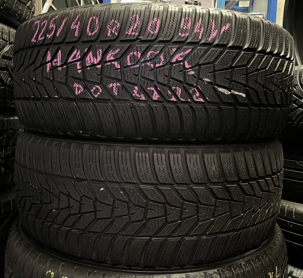 Tli gumi 2DB 225/40r20 Hankook