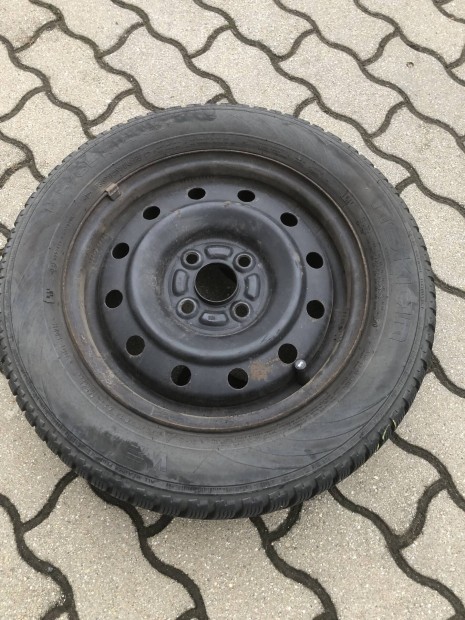 Tli gumi 4 db felnivel elad 