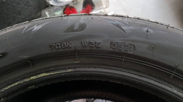 T�li gumi Bridgestone Blizzak LM 005