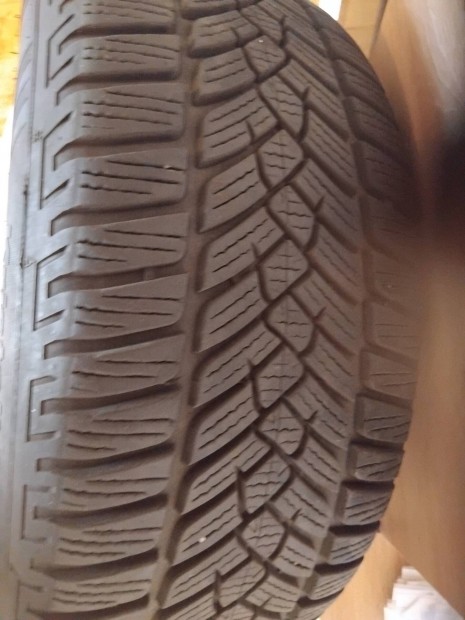 Tli gumi Mercedes disztarcsaval 