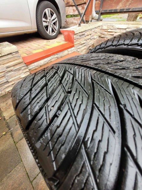 Tli gumi Michelin Pilot Alpin P4, s P5 keveset fotott prban elad!