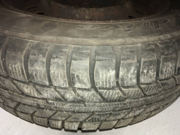 T�li gumi Yokohama 185/65 R15