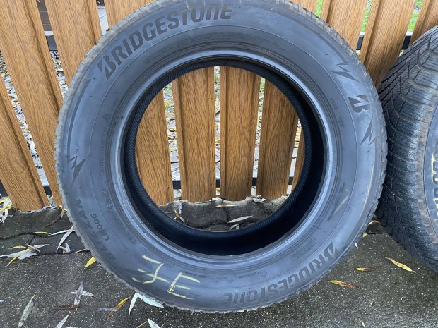 Tli gumi (Bridgestone Blizzak Lm005)