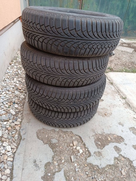 Tli gumi, gumiabroncs 195/65 R15