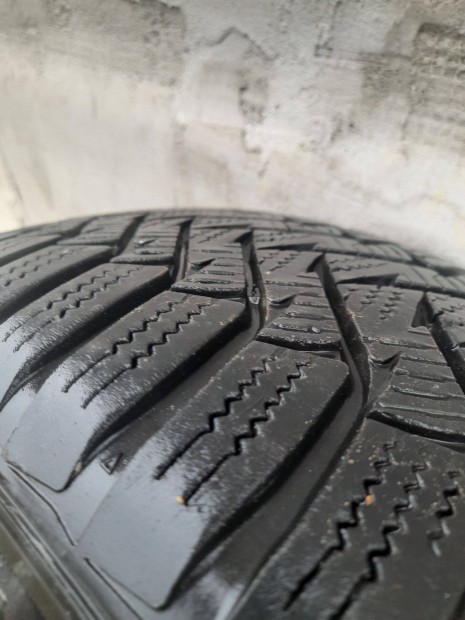 Tli gumi, lemezfelnin