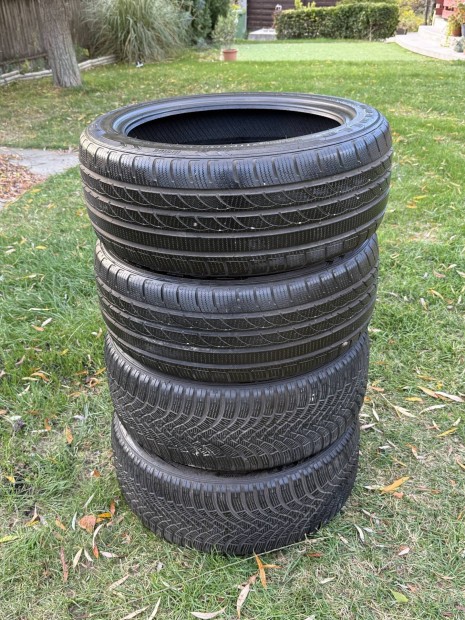 Téli gumi, téli gumiabroncs, 235/45 R18 ,4 db.