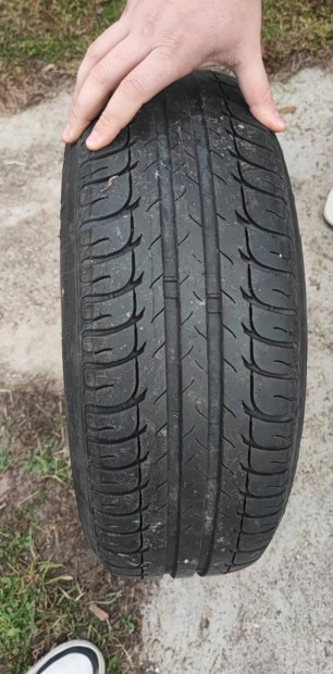 Tli gumi alufelnin/Opelen volt/ 185/60R15