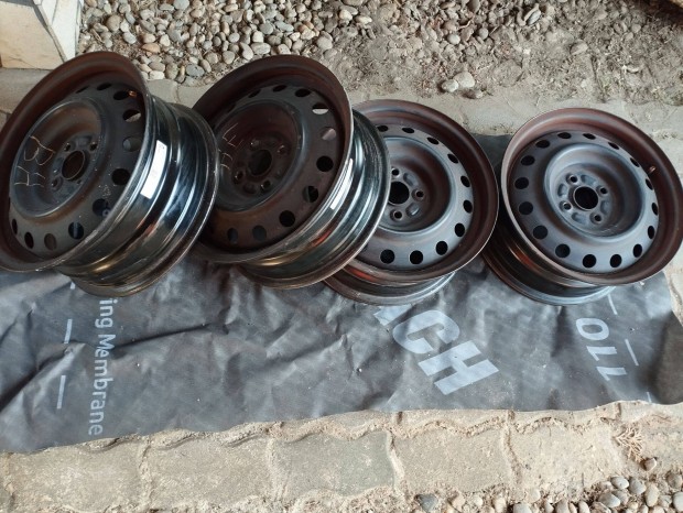 Tli gumi felni acl felni, Toyota Alcar 185/65/R15