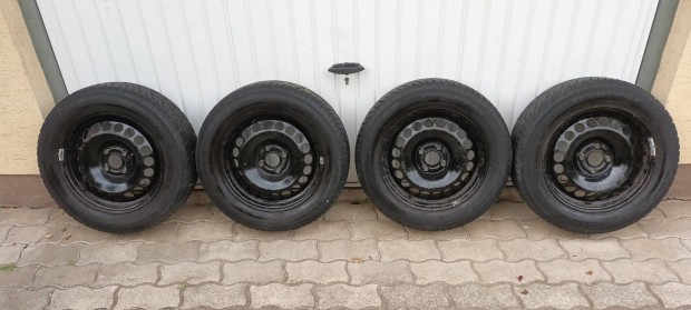 Tli gumi garnitra felnivel, 15", 4x100, 6J, ET43, Fiat Grande Punto