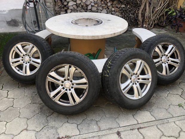 Téli gumi könnyűfém felniken 4db 215/65 R 16