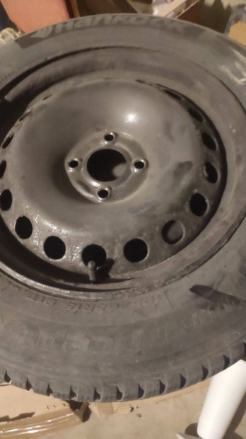 Téli gumi lemezfelnivel