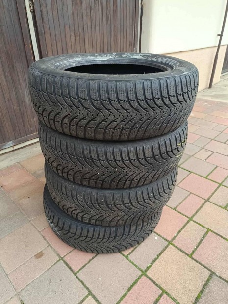 Tli gumi szett 195/60 R16