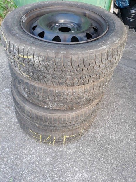 Tli gumi szett felnivel remek ron!