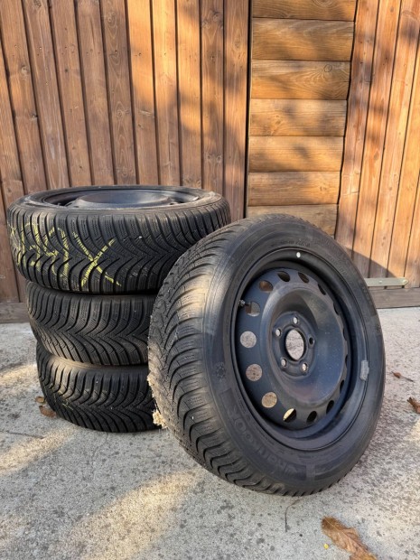 Tli gumi tligumi kerkszett 205/55R16