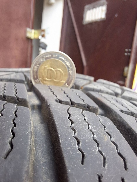 Tli gumiabroncs felnivel, 185/65 r14