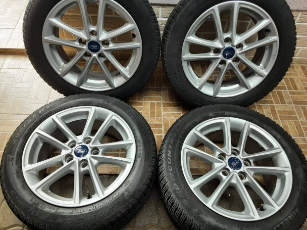 Téli gumigarnitúra Ford felnikkel