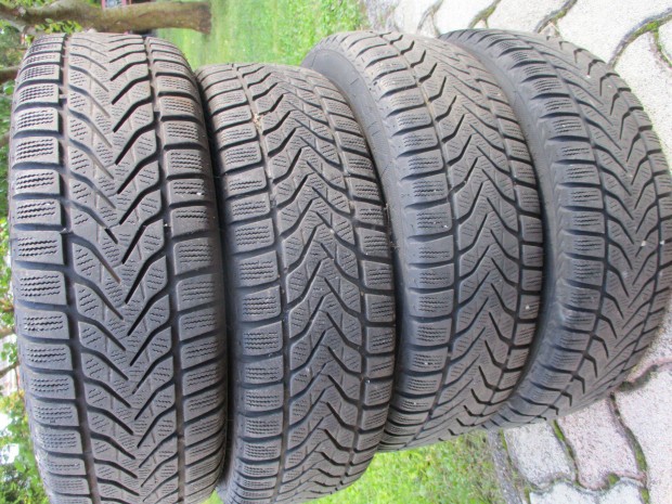 Tli kerk, 165/65R14, felnivel egytt, 4X100,