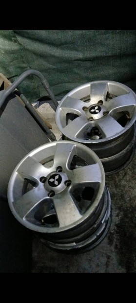 Tli-nyri gumi,Alufelni Garnitra 