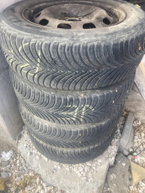 Tli szett 195/65 R15