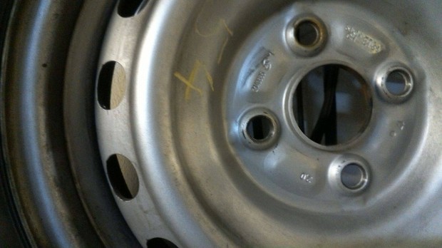 Tligumi 165 70 14 felni 4x100 54 altimax yaris opel suzuki 2db