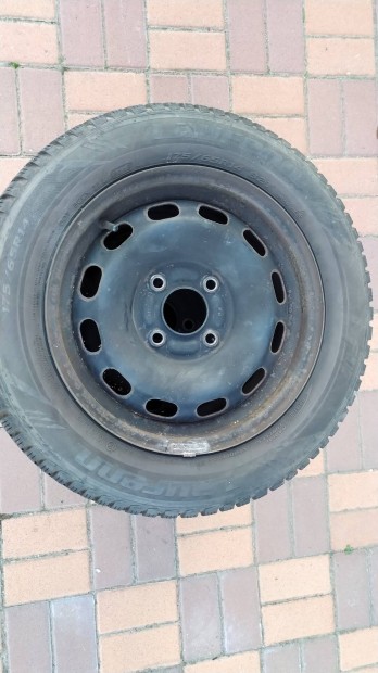 Tligumi 175/65R14 lemezfelnivel