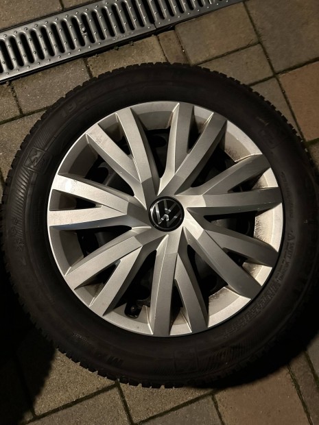 Tligumi 195 60 R16 elad