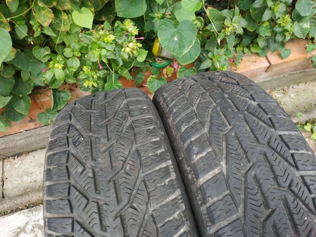 Tligumi 205/55R16 prban elad