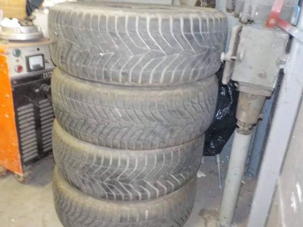 Tligumi 205/55 R16 Peugeot