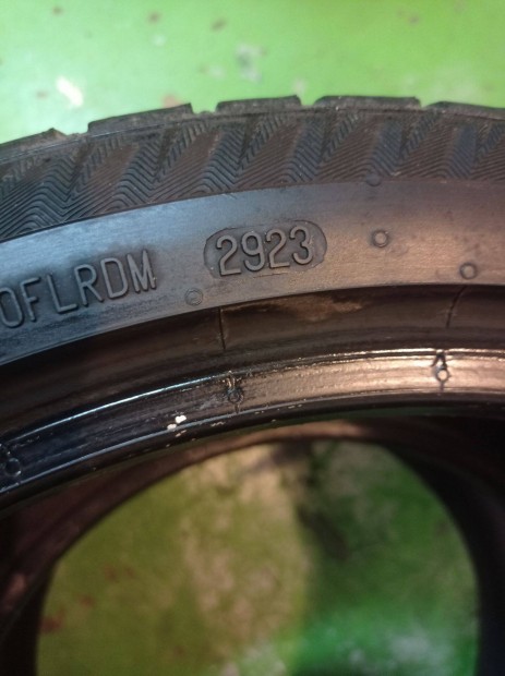 Tligumi 225/40 18 2db j llapotban elad